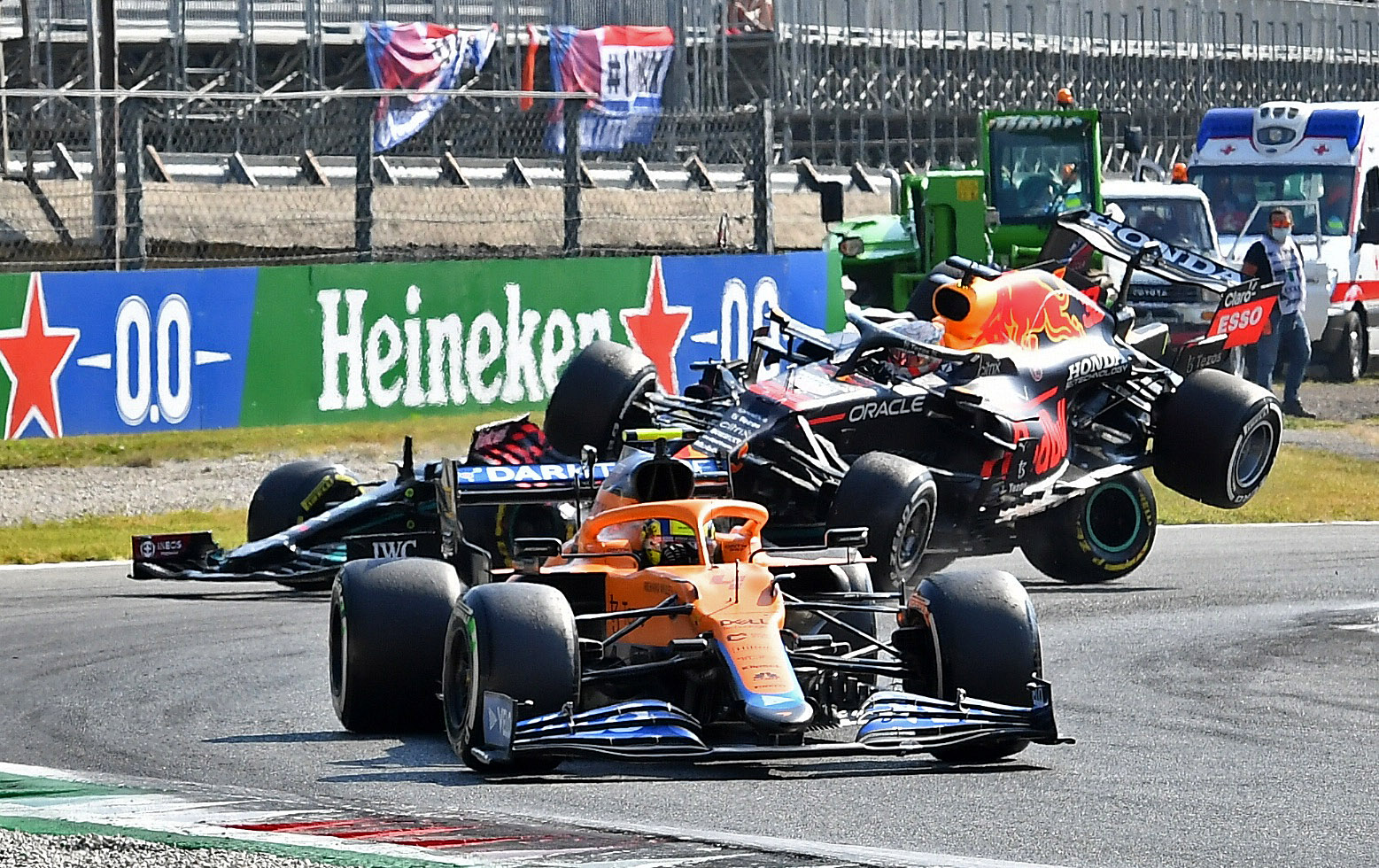Formula One F1 - Italian Grand Prix - Autodromo Nazionale Monza, Monza, Italy - September 12, 2021 Red Bull's Max Verstappen and Mercedes' Lewis Hamilton crash out of the race REUTERS