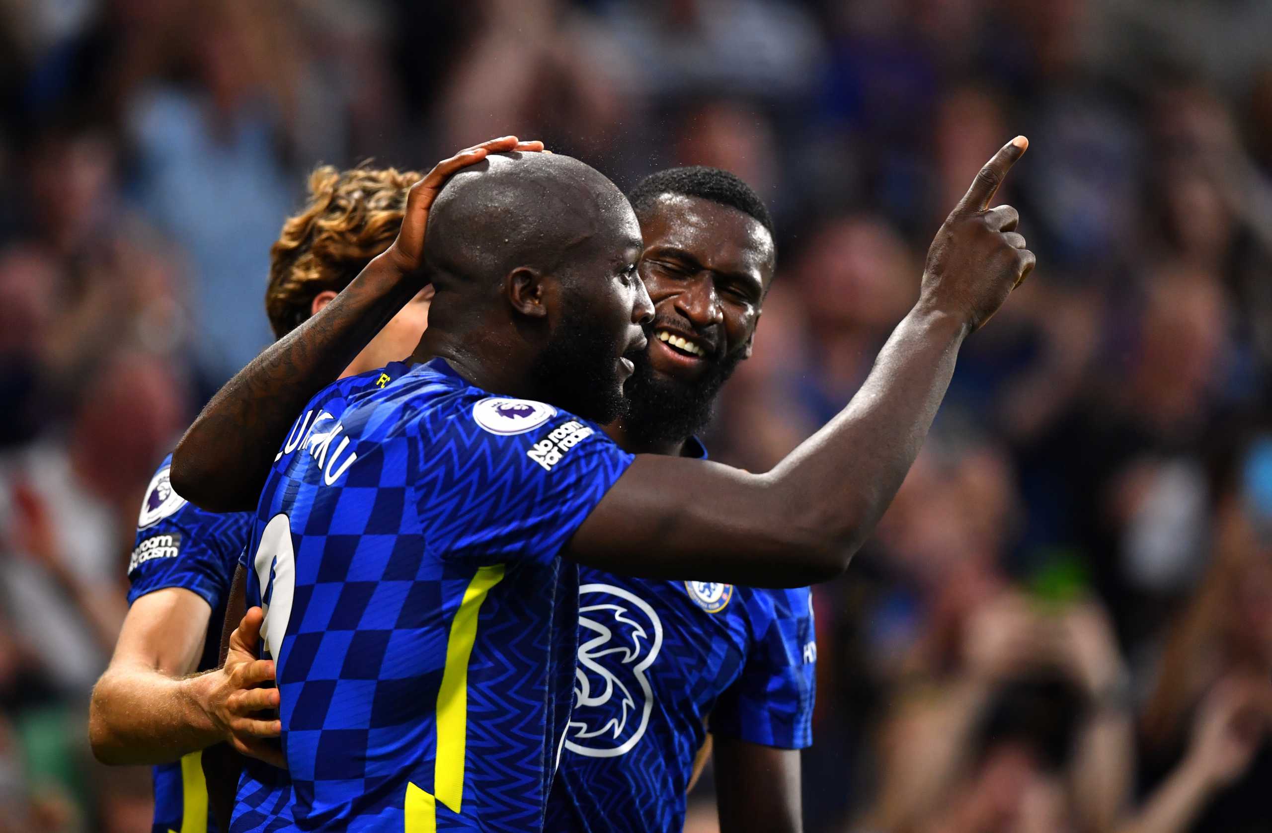 Soccer Football - Premier League - Chelsea v Aston Villa - Stamford Bridge, London, Britain - September 11, 2021  Chelsea's Romelu Lukaku celebrates scoring their third goal with teammates REUTERS