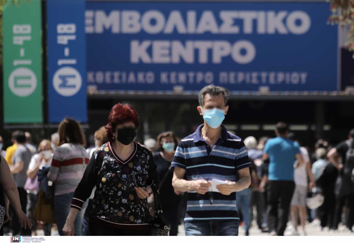 Πλαστά πιστοποιητικά εμβολιασμού: Σαρωτικοί έλεγχοι για παρατυπίες – Τι εξετάζουν οι Αρχές