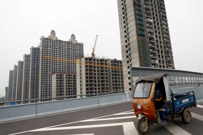 Ο κορονοϊός επέστρεψε για τα καλά στην Κίνα: Σε lockdown πόλη 17 εκατ. κατοίκων