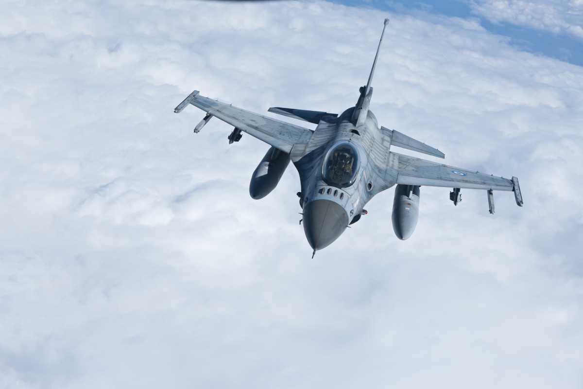 Φρεγάτες, Apache και F-16: Η «βαριά ατζέντα» της αυριανής Επιτροπής Εξοπλιστικών!