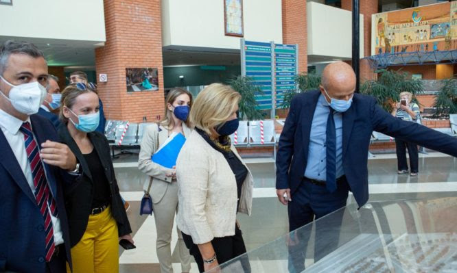 Γκάγκα: «Θα είμαστε άτεγκτοι για τα πλαστά πιστοποιητικά – Στους γιατρούς πρέπει να έχουμε εμπιστοσύνη»