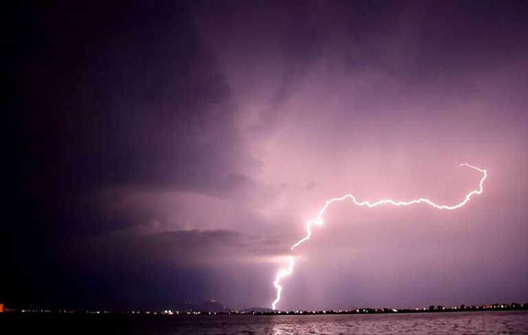 Βόρεια Εύβοια: Νύχτα αγωνίας για τους κατοίκους – Φόβοι για πλημμύρες ενόψει της νέας κακοκαιρίας