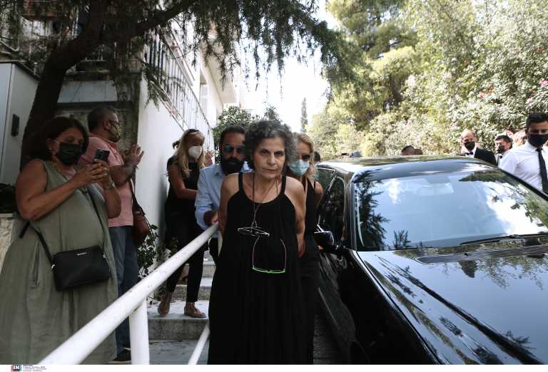 Μαργαρίτα Θεοδωράκη για Νίκο Κουρή: Έχει κάνει ρεζίλι τον πατέρα μου και εμάς