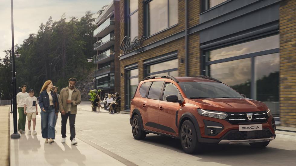 Νέο Dacia Jogger: Προσιτό και για όλη την οικογένεια (video)