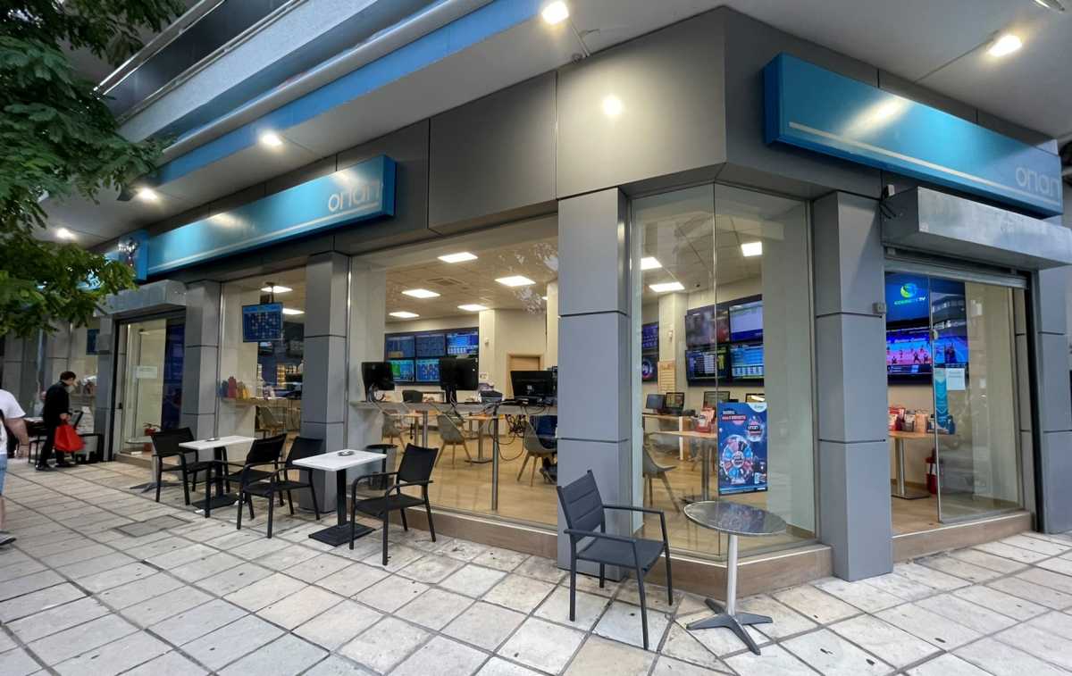 ΛΟΤΤΟ: Ποσό-ρεκόρ με 2,2 εκατ. ευρώ στην 1η κατηγορία – Τι λέει ο ιδιοκτήτης πρακτορείου ΟΠΑΠ