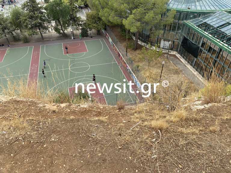 Πετρούπολη: Η ανάρτηση της 15χρονης στα social media πριν πέσει στον γκρεμό