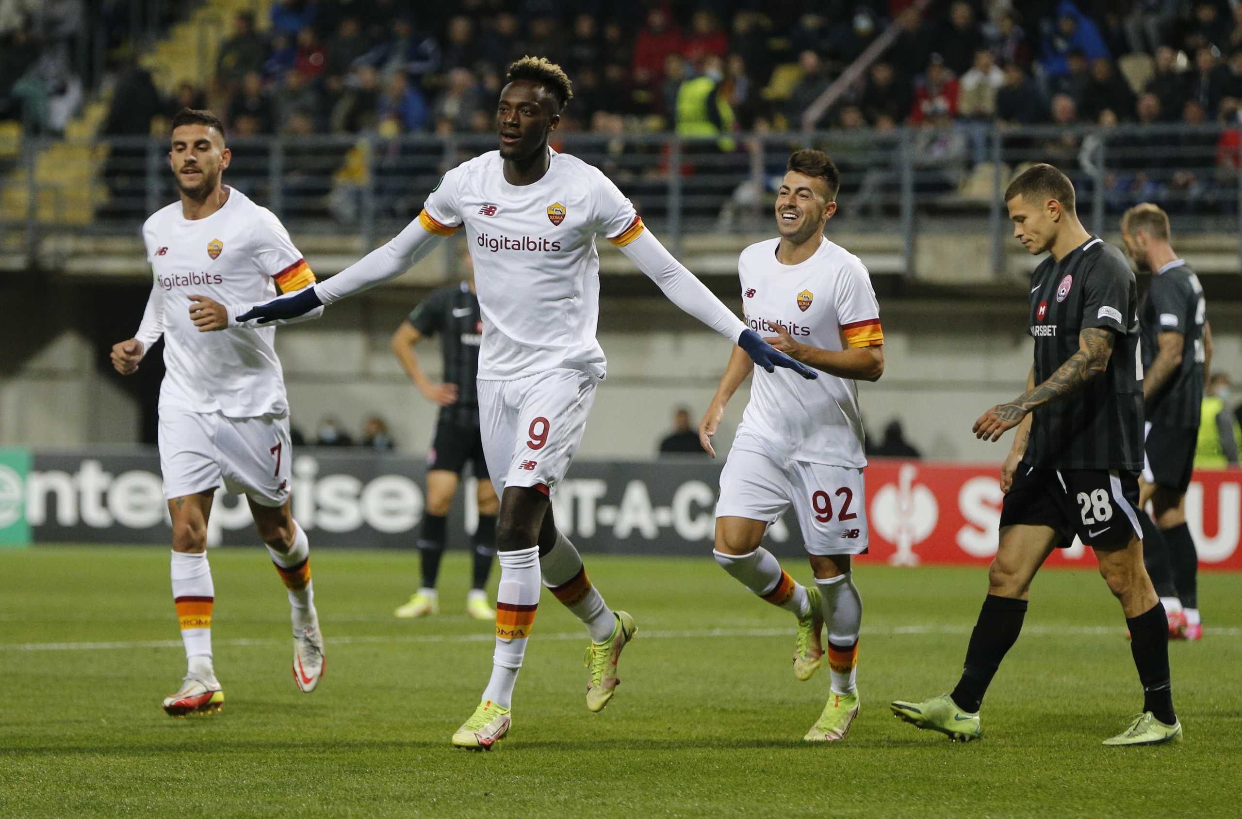 Soccer Football - Europa Conference League - Group C - Zorya Luhansk v AS Roma - Slavutych Arena, Zaporizhzhia, Ukraine - September 30, 2021 AS Roma's Tammy Abraham celebrates scoring their third goal REUTERS