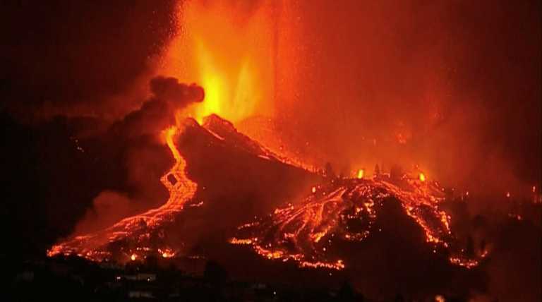 Έκρηξη ηφαιστείου στην Ισπανία: Εκκενώνονται 10 κοινότητες στη Λα Πάλμα