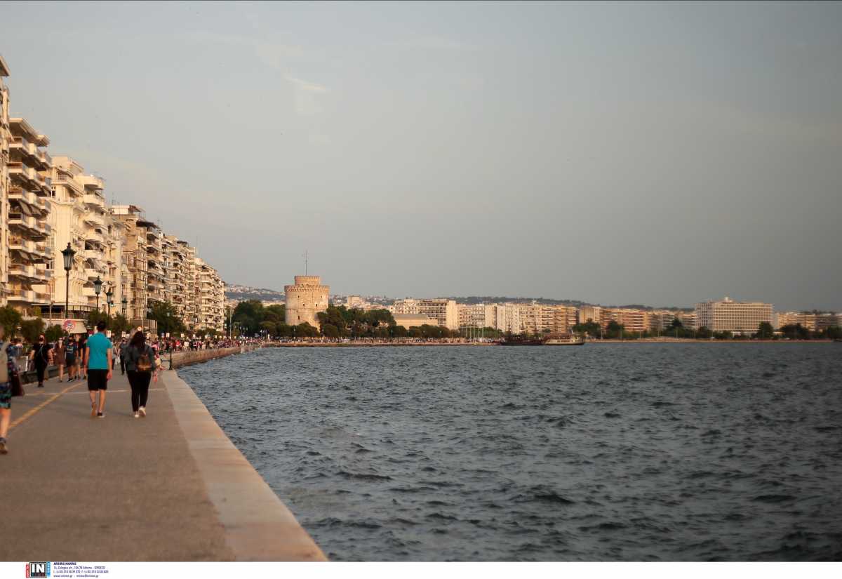 Κυβερνητικές πηγές: Κανένα θέμα  lockdown στην Θεσσαλονίκη – Ανοικτά πάντα τα μέτρα τοπικού χαρακτήρα