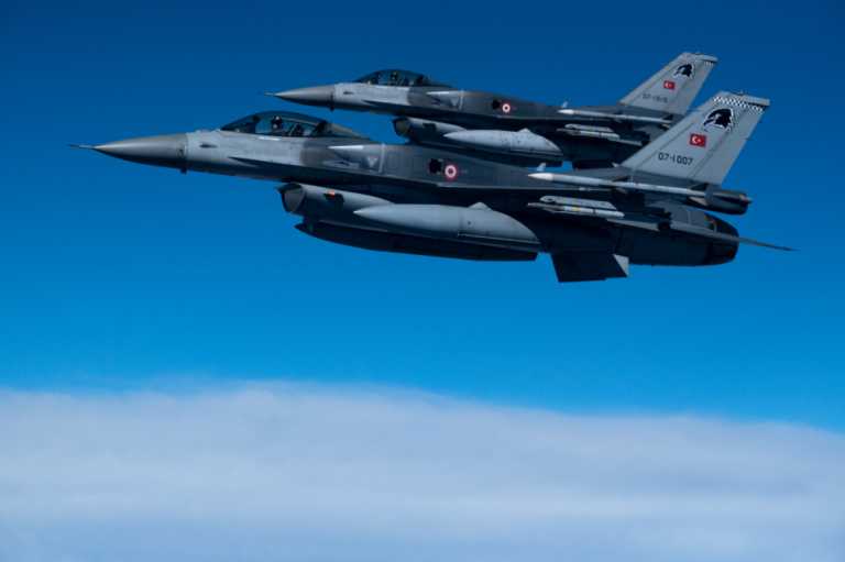 Τουρκικά F-16 πραγματοποίησαν υπερπτήσεις πάνω από Λειψούς και Φαρμακονήσι