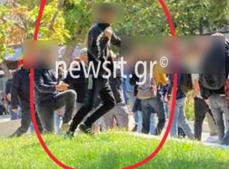 Θεσσαλονίκη: Η στιγμή της άγριας επίθεσης σε αφισοκολλητές της ΚΝΕ μέσα από εικόνες ντοκουμέντα