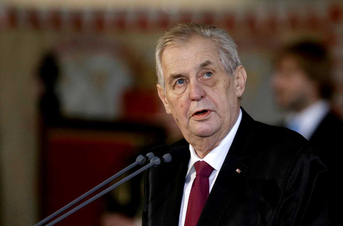 Τσεχία: Ο πρόεδρος Ζέμαν παραμένει σε ΜΕΘ – Οι σκέψεις για την επόμενη ημέρα