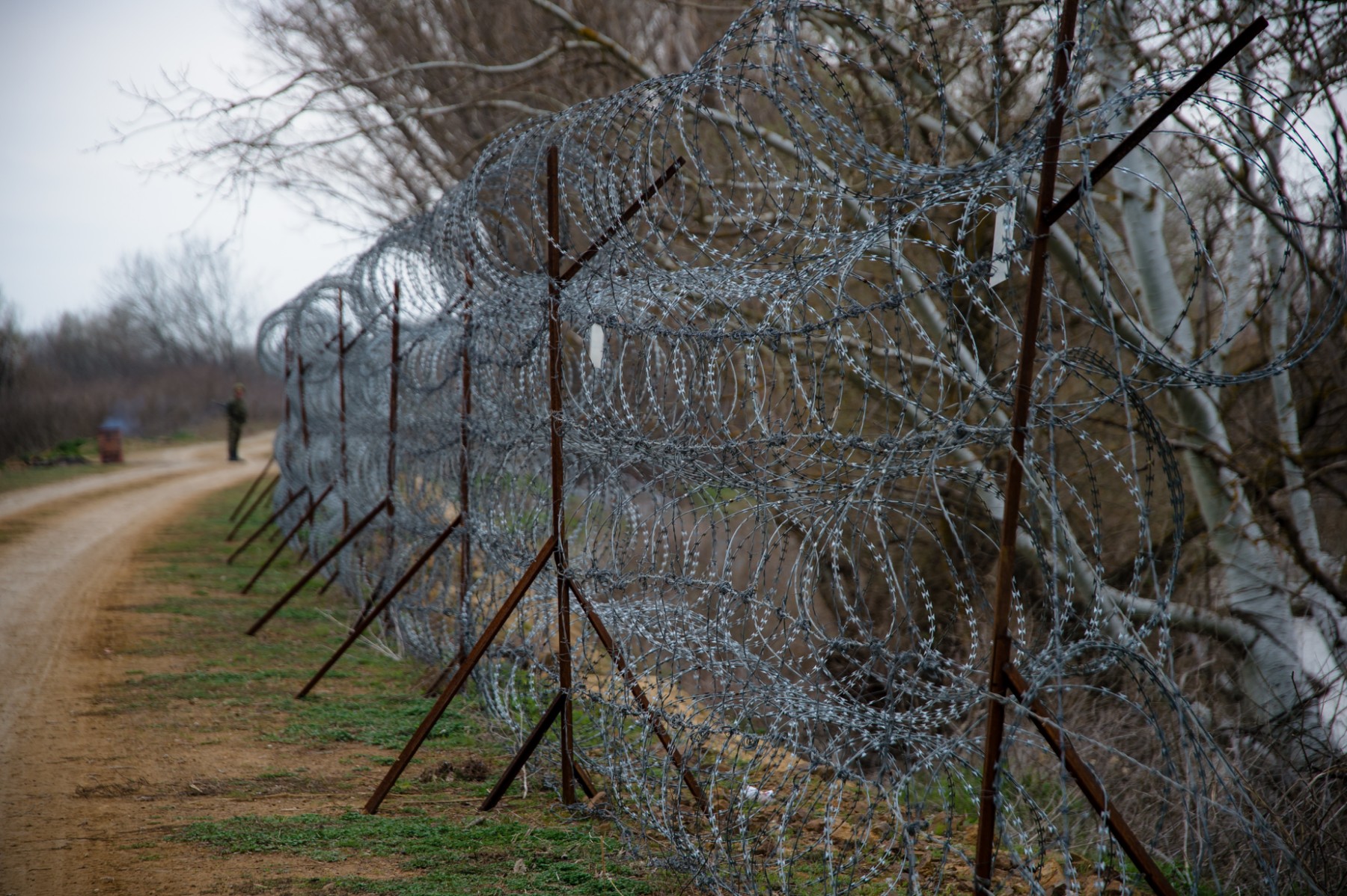 ΕΕ: Δώδεκα χώρες θέλουν φράχτη για να προστατεύσουν τα σύνορά τους – Και η Ελλάδα