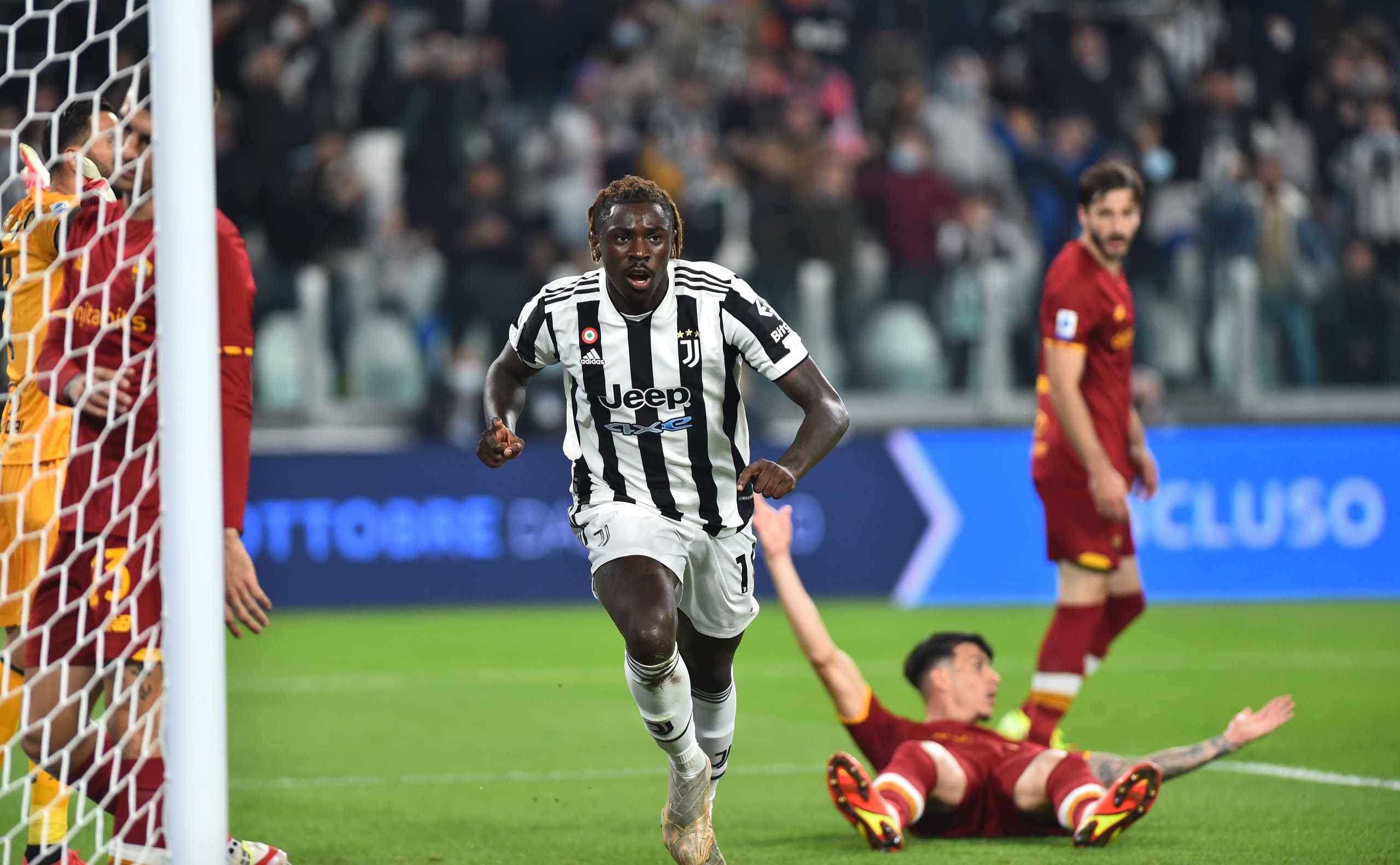 Soccer Football - Serie A - Juventus v AS Roma - Allianz Stadium, Turin, Italy - October 17, 2021  Juventus' Moise Kean celebrates scoring their first goal REUTERS