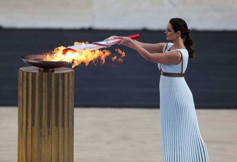 Η Ολυμπιακή Φλόγα παραδόθηκε στους Κινέζους διοργανωτές