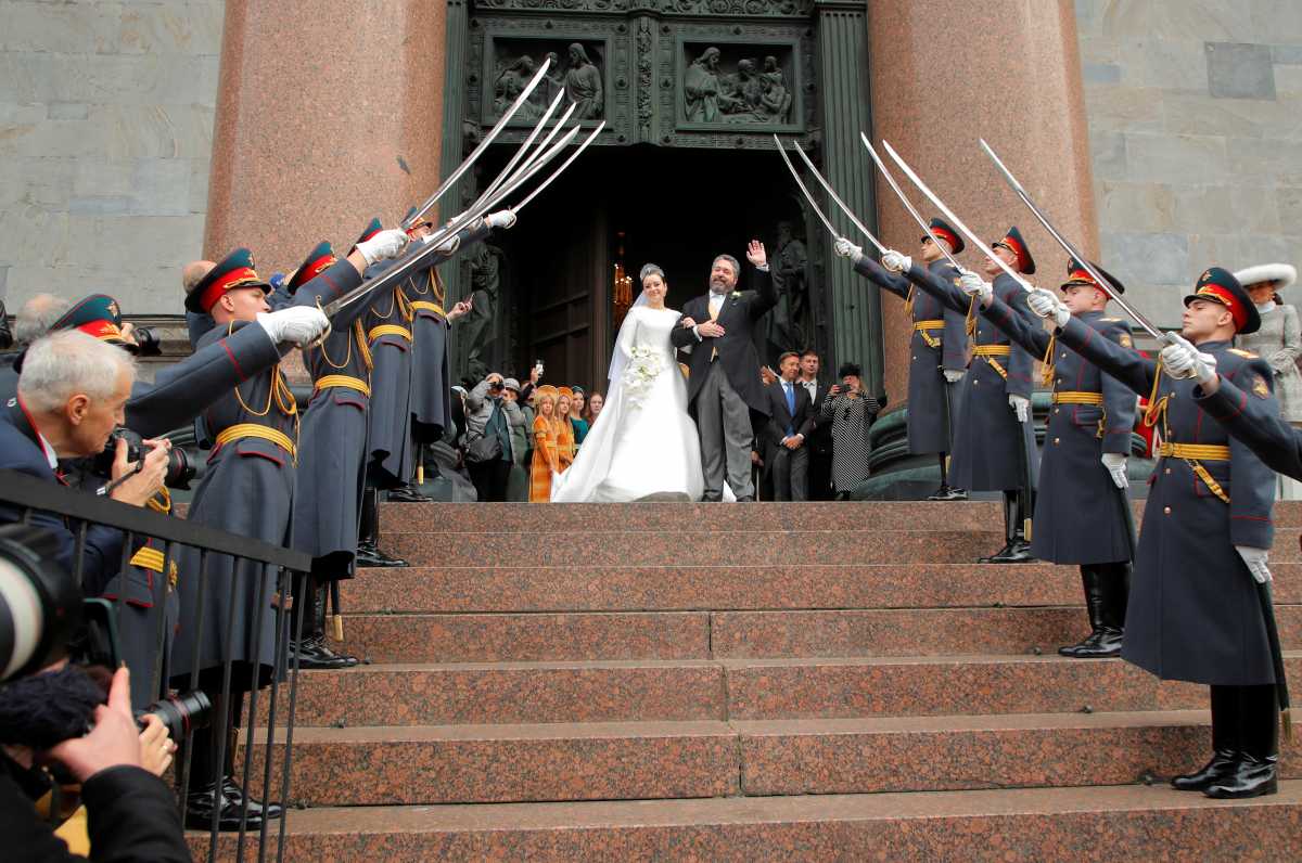Ρωσία: Υπερπολυτελής βασιλικός γάμος για απόγονο των Ρομανόφ – Ο πρώτος από το 1917