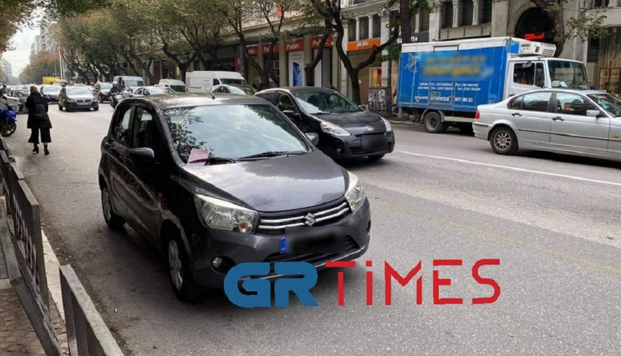 Θεσσαλονίκη: Παρκάρουν στην Τσιμισκή προκαλώντας μποτιλιάρισμα – Δείτε βίντεο
