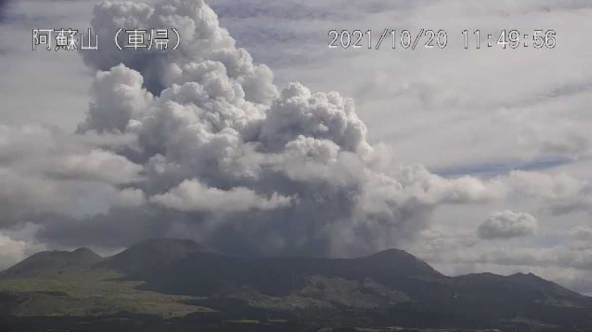 Ηφαιστειακή έκρηξη στην Ιαπωνία – Αυξήθηκε το επίπεδο συναγερμού