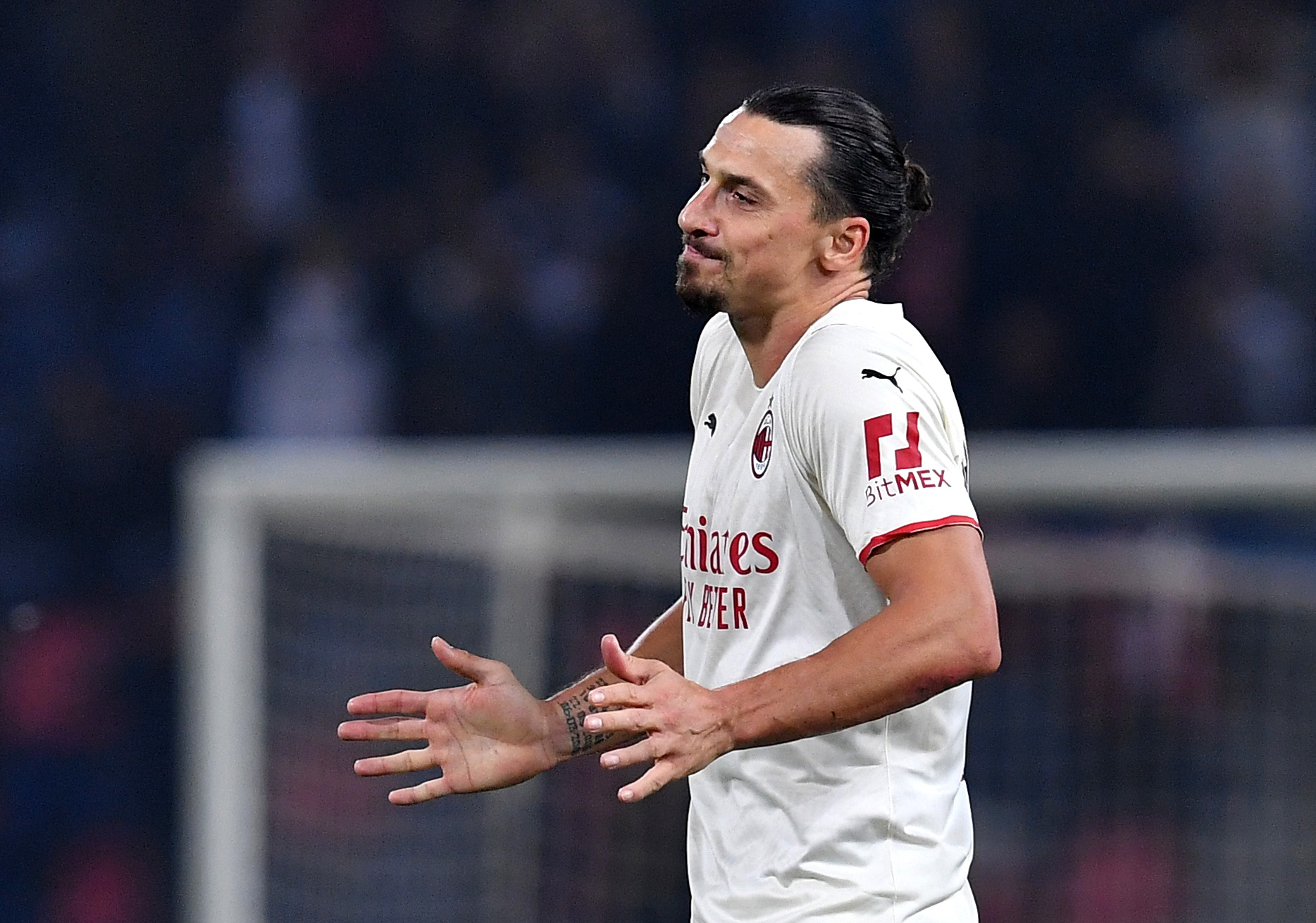 Soccer Football - Serie A - Bologna v AC Milan - Stadio Renato Dall'Ara, Bologna, Italy - October 23, 2021 AC Milan's Zlatan Ibrahimovic reacts REUTERS