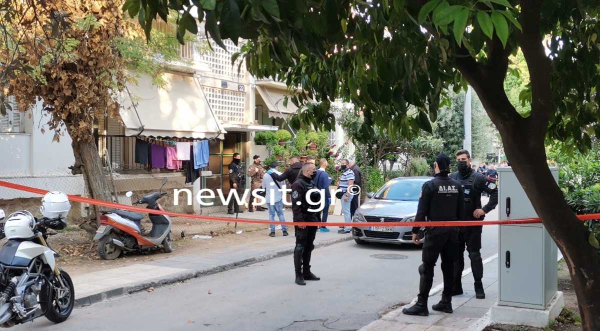 Δολοφονία στο Αιγάλεω – Γείτονας 55χρονης στο newsit.gr: «Την είχε απειλήσει πολλές φορές ο γιος της»