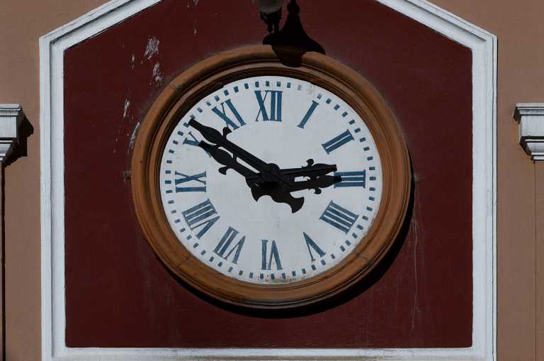 Αλλαγή ώρας 2021: Πότε θα πάμε τα ρολόγια μια ώρα πίσω