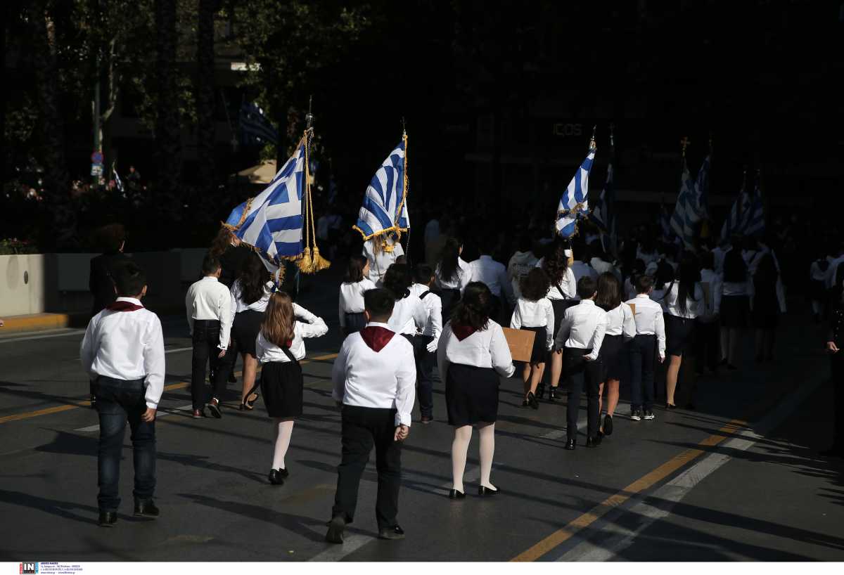 Ματίνα Παγώνη: Να μην πάμε στις παρελάσεις – Πάσχα στο χωριό, αλλά με μάσκες