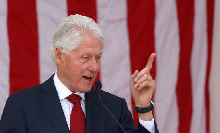 ΗΠΑ: Θετικός στον κορονοϊό ο πρώην πρόεδρος Μπιλ Κλίντον