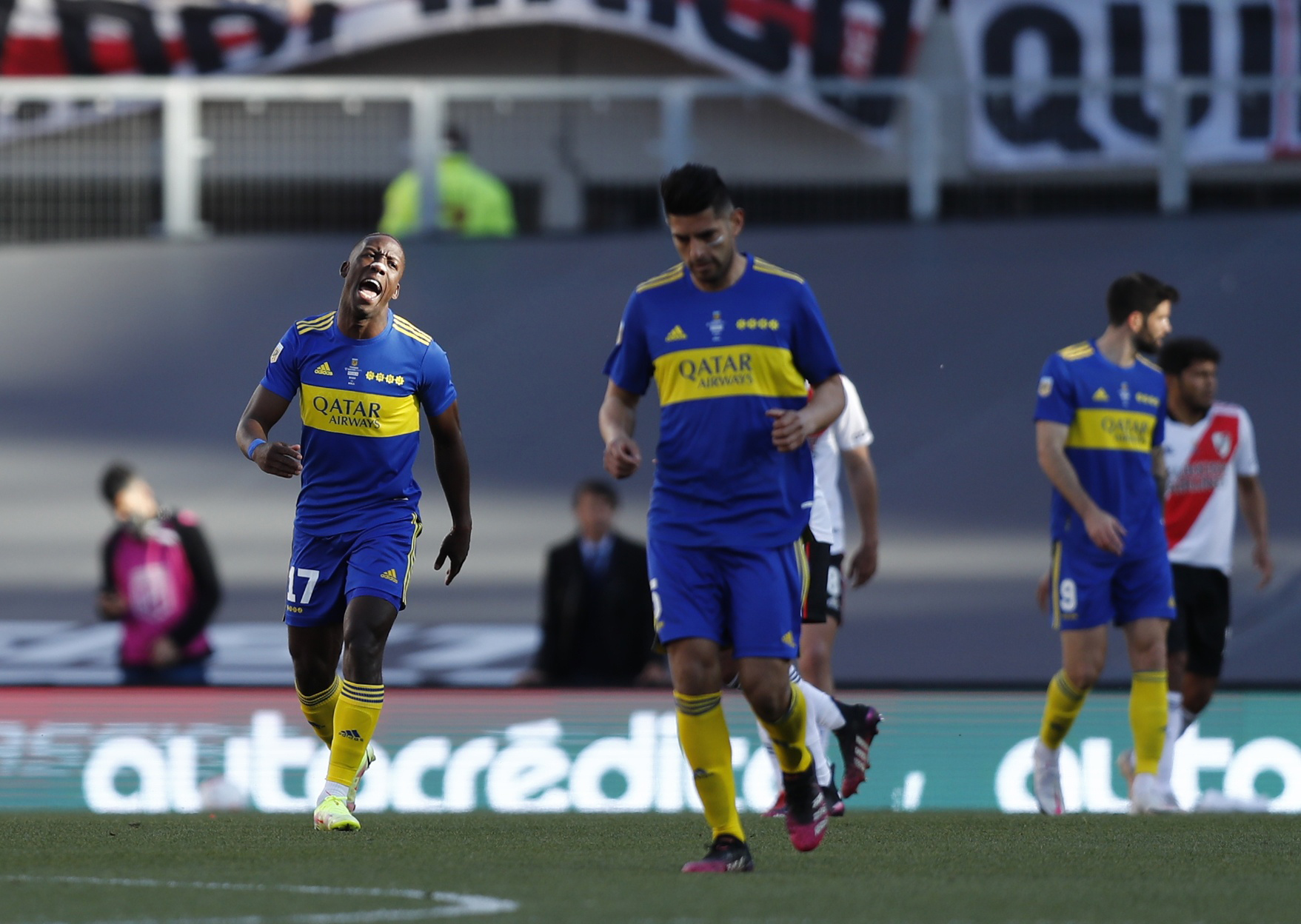 Soccer Football - Primera Division - River Plate v Boca Juniors - Estadio Monumental, Buenos Aires, Argentina - October 3, 2021  Boca Juniors' Luis Advincula reacts REUTERS
