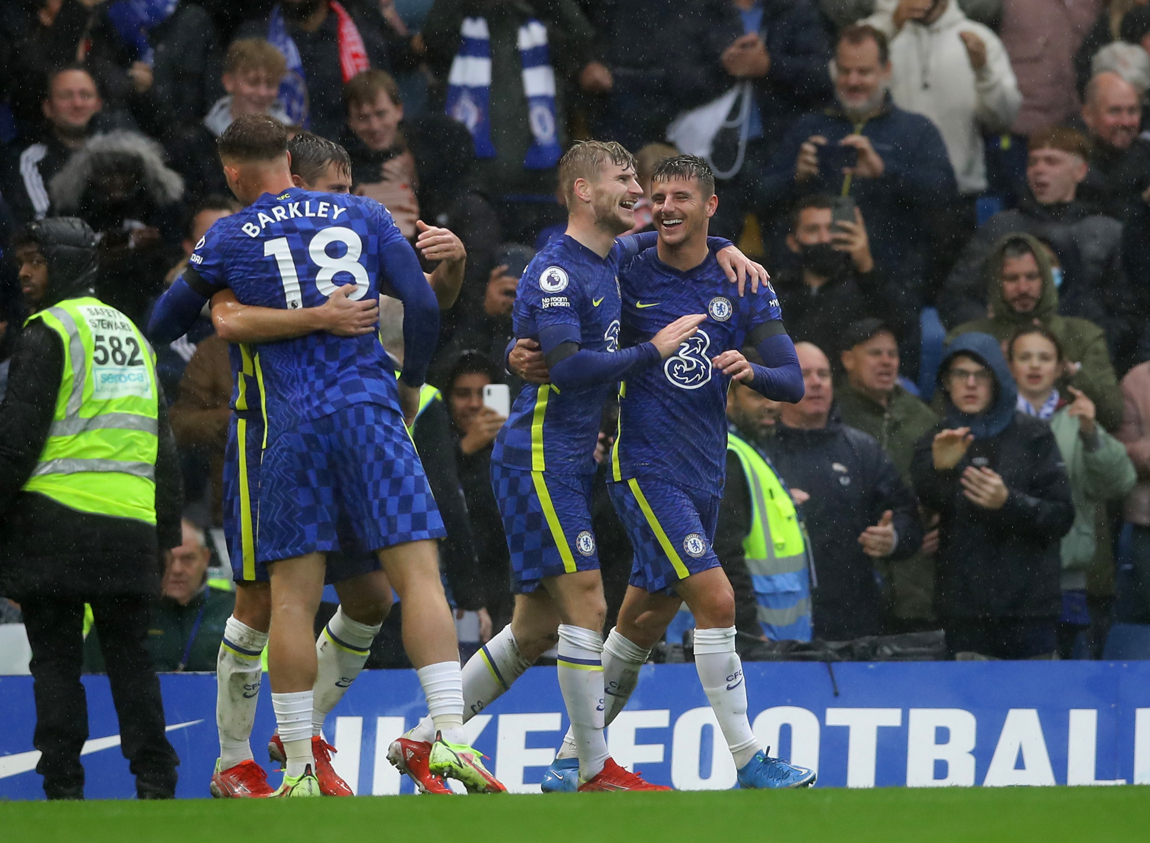 Soccer Football - Premier League - Chelsea v Southampton - Stamford Bridge, London, Britain - October 2, 2021  Chelsea's Timo Werner celebrates scoring their second goal with Mason Mount REUTERS