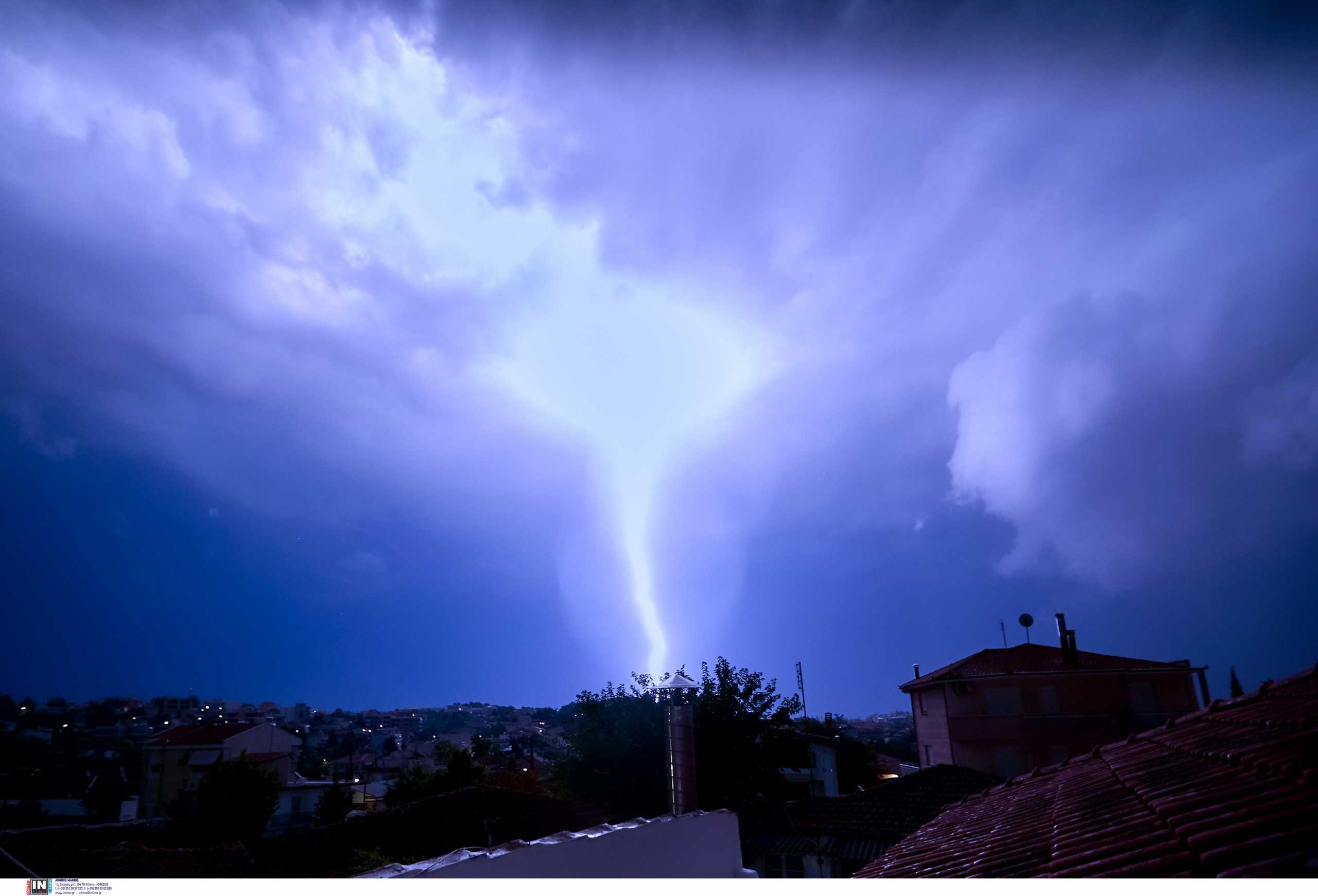 Κακοκαιρία Αθηνά: Βροχές, διακοπές ρεύματος και προβλήματα σε Θεσσαλία και Μακεδονία