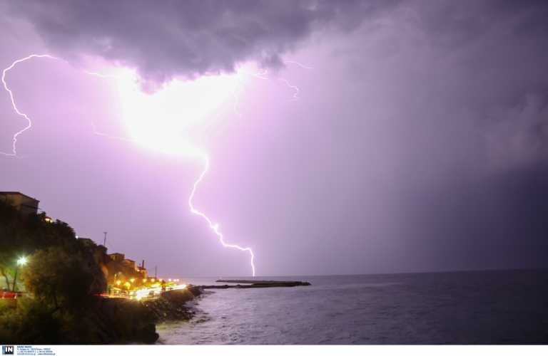 Επιδείνωση εξπρές του καιρού με καταιγίδες και χαλάζι – Πού και γιατί υπάρχει μεγάλος κίνδυνος πυρκαγιών