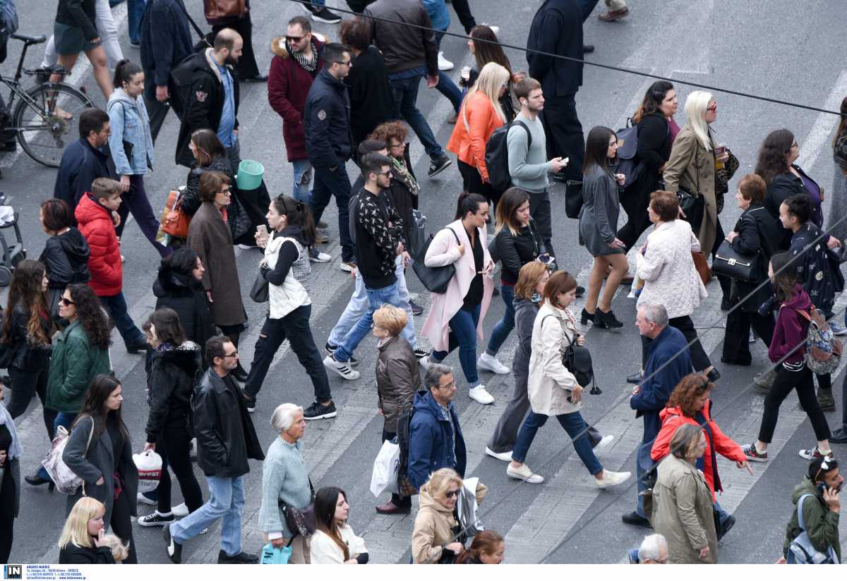 Κορονοϊός: Ο Οκτώβριος ήδη μετρά 41.339 κρούσματα και 578 νεκρούς