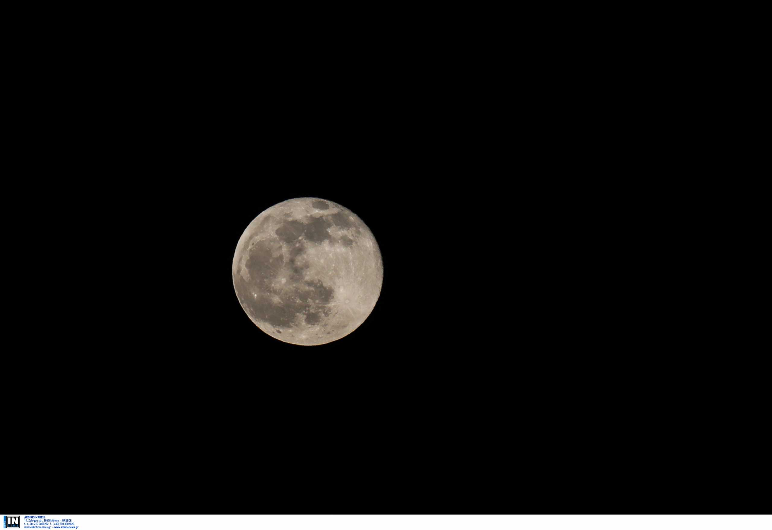 Ολική έκλειψη Σελήνης και Πανσέληνος: Εν μέρει ορατή και από την Ελλάδα
