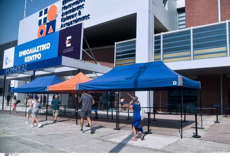 Κορονοϊός - Τούντας: «Ελευθερία» στους εμβολιασμένους μόνο μετά την τρίτη δόση