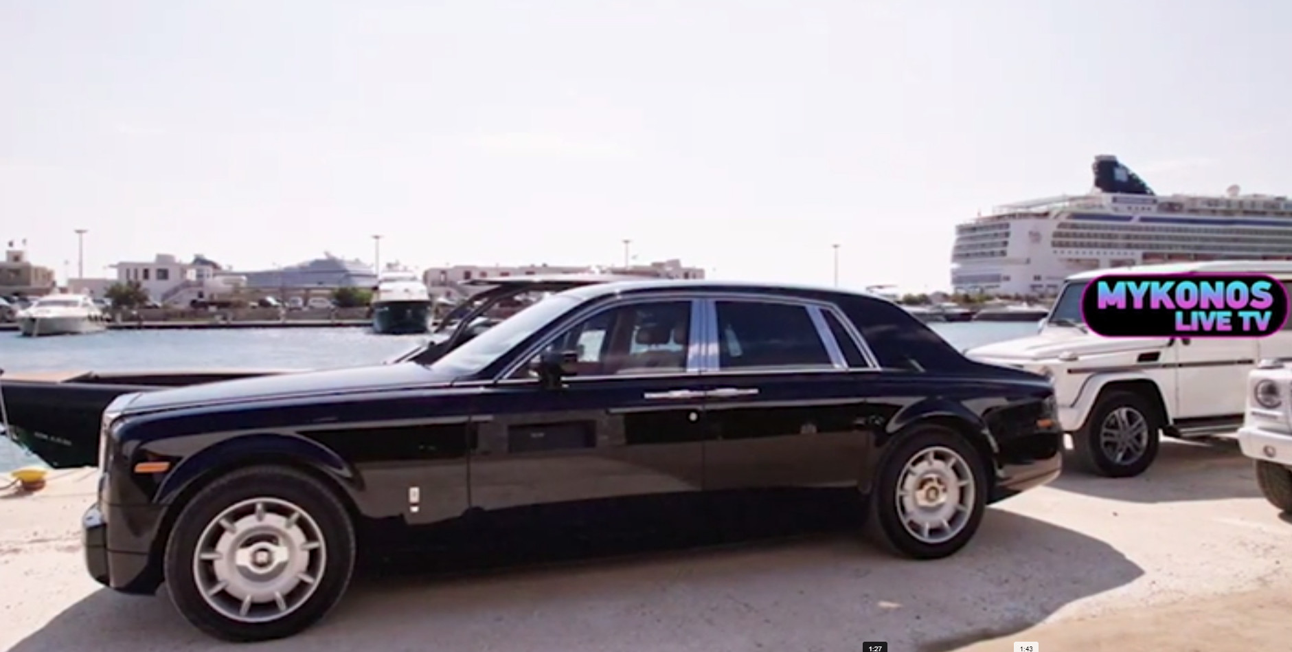 Μύκονος: Η Rolls Royce των 300.000 ευρώ που μεταφέρει VIP πελάτες και μαγνητίζει τα βλέμματα