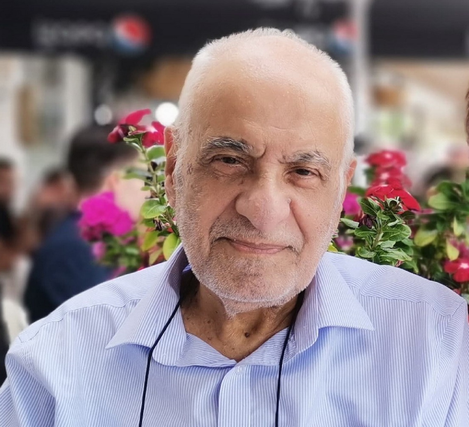 Δημήτρης Σιμόπουλος: Η μάχη του αστροφυσικού με τον καρκίνο – «εγώ είμαι Επικούρειος»