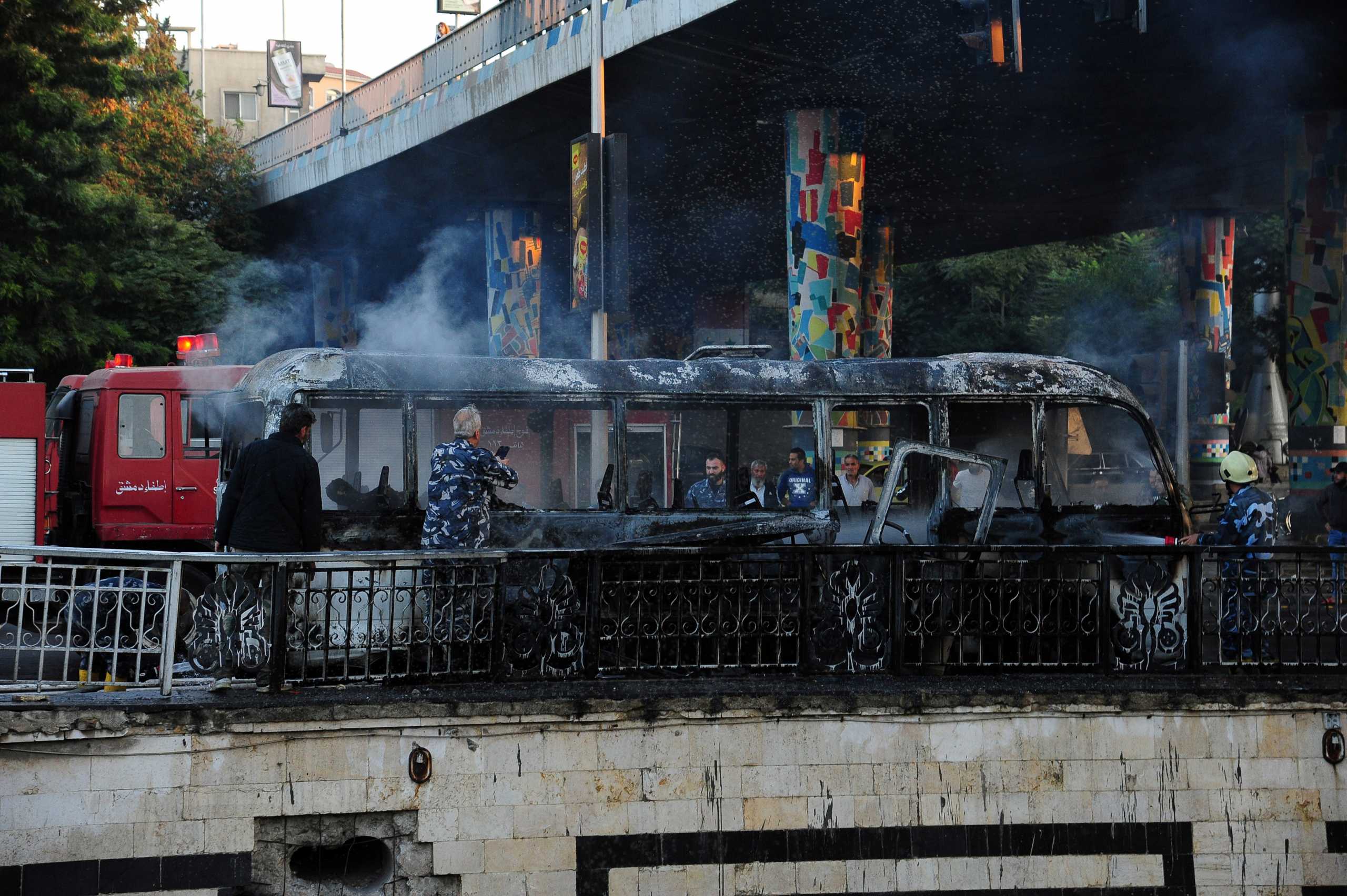 Συρία: Απάντηση Άσαντ στο μακελειό στην Δαμασκό – «Βροχή» οι βόμβες στην Αρίχα