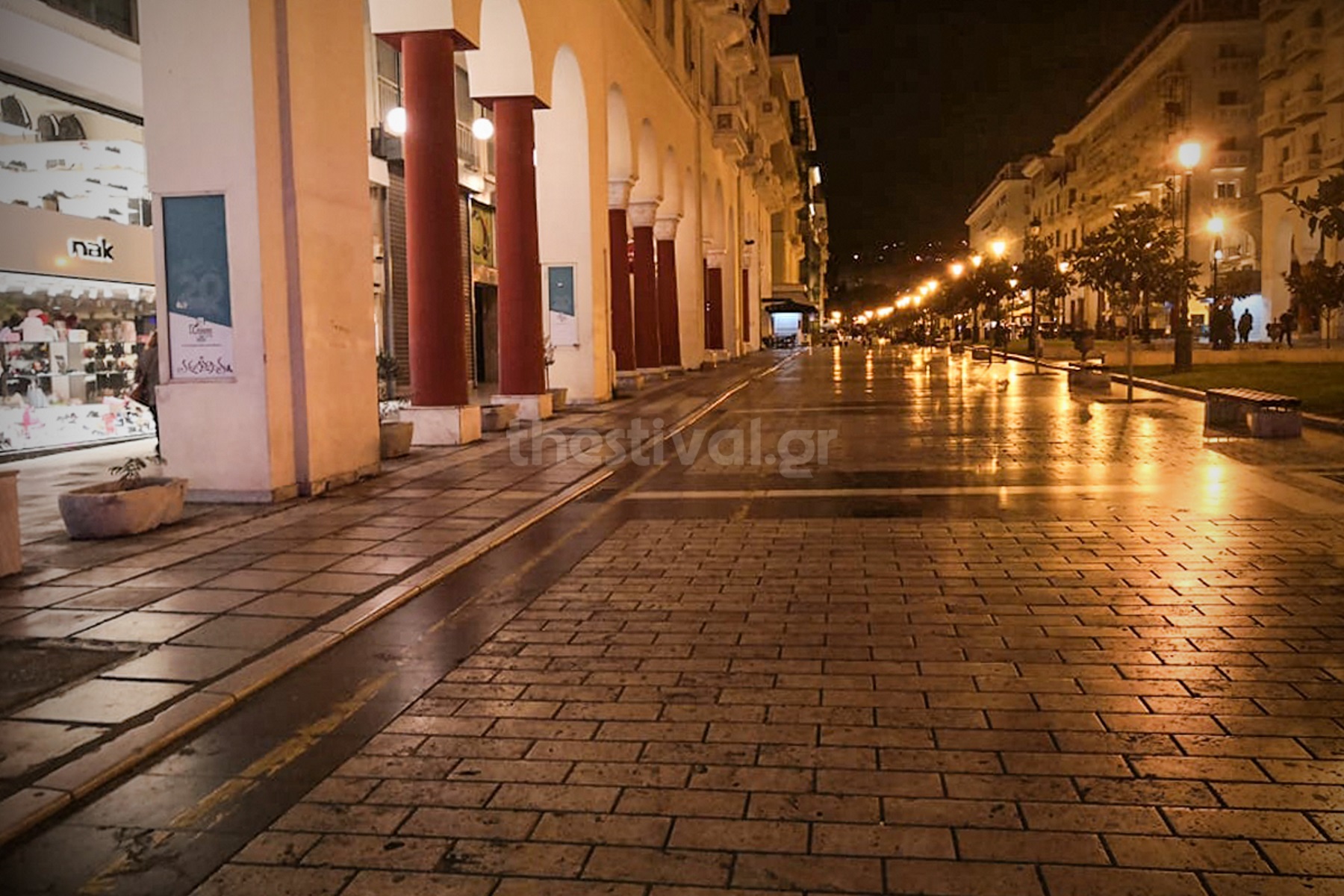 Θεσσαλονίκη: Έρημοι δρόμοι μετά το μίνι lockdown – 100% πληρότητα στις ΜΕΘ Covid