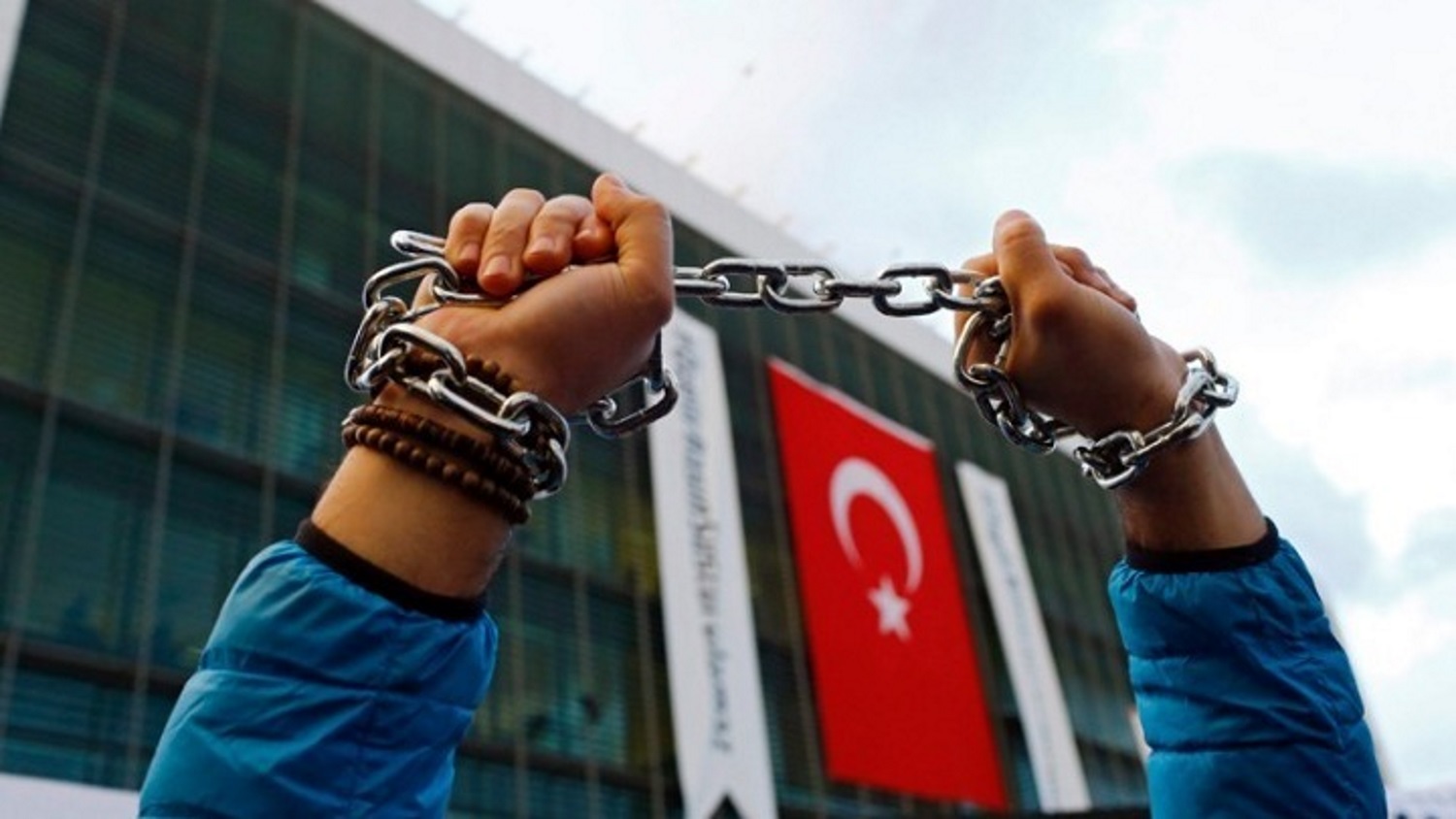 Τουρκία: Συνελήφθησαν ακόμη 158 φερόμενα μέλη του δικτύου Γκιουλέν