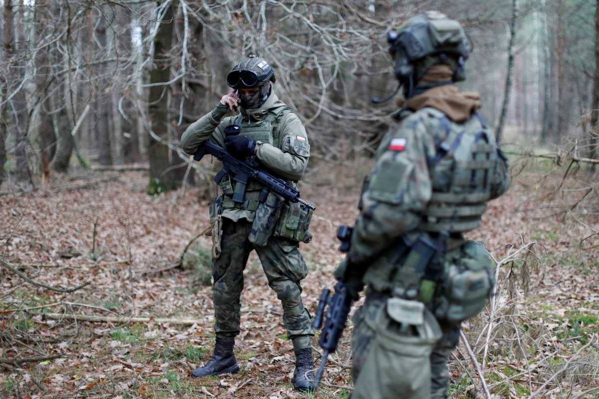 Πολωνία: Μετανάστες εγκλωβίστηκαν σε βάλτο στα σύνορα με τη Λευκορωσία