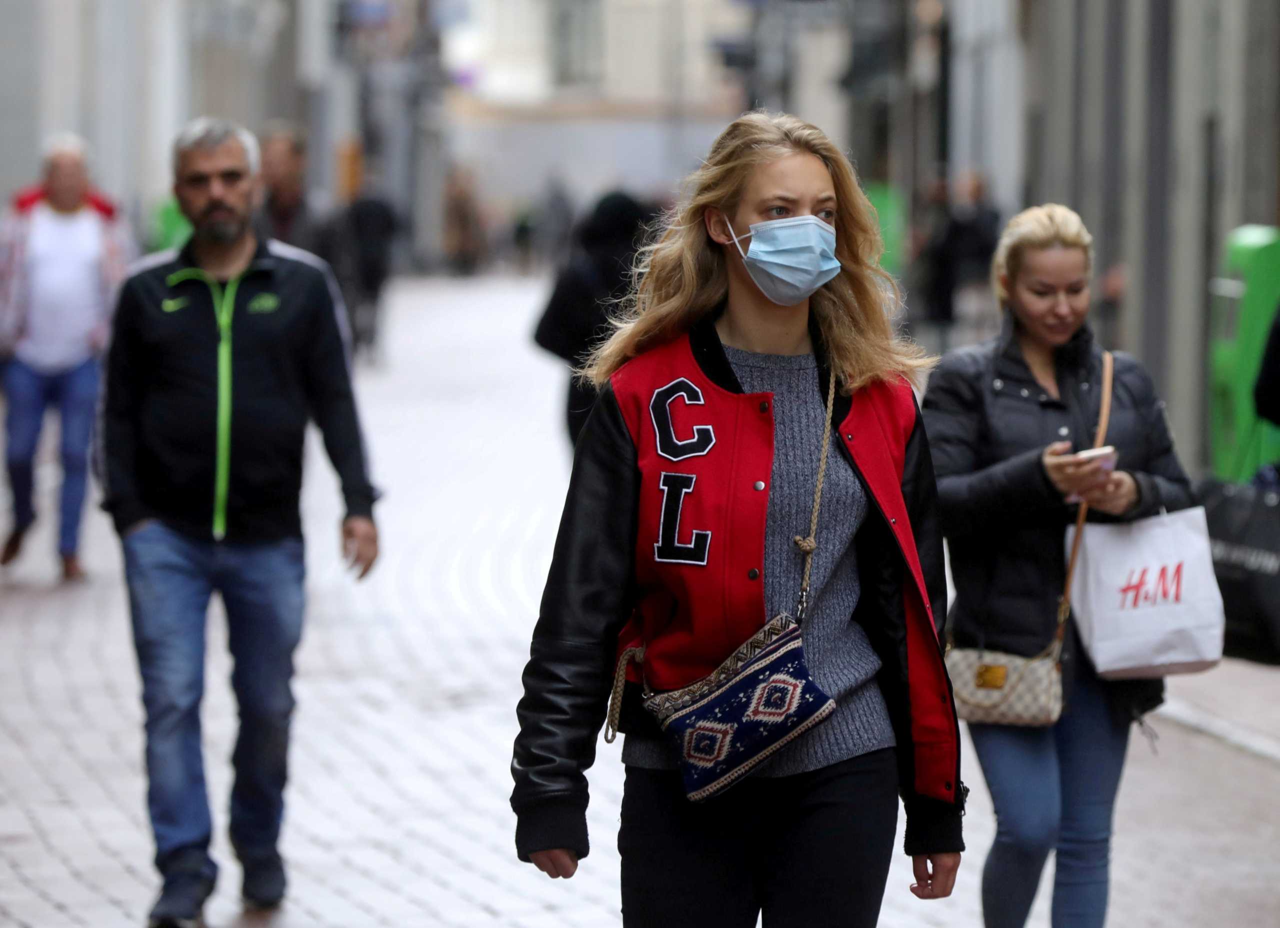 Ολλανδία: Η μετάλλαξη Όμικρον είχε φτάσει στη χώρα από τις 19 Νοεμβρίου