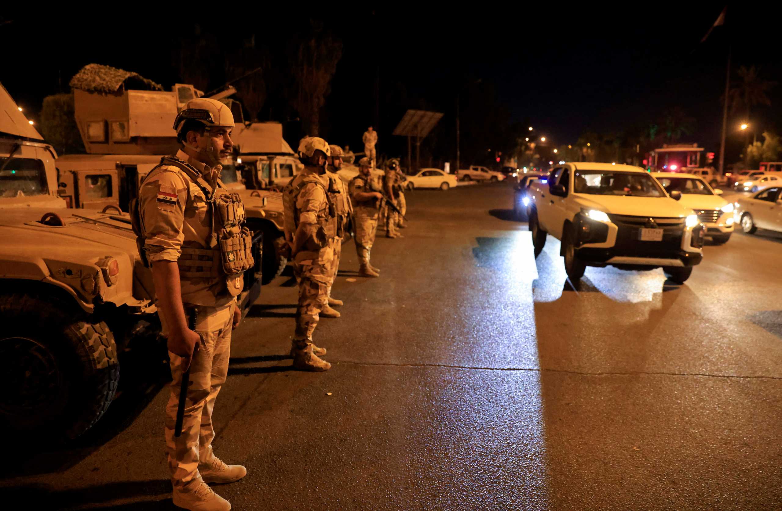 Iraqi soldiers take part in an intensive security deployment following a drone attack on Prime Minister Mustafa al-Kadhimi's residence in Baghdad, Iraq, November 7, 2021. REUTERS