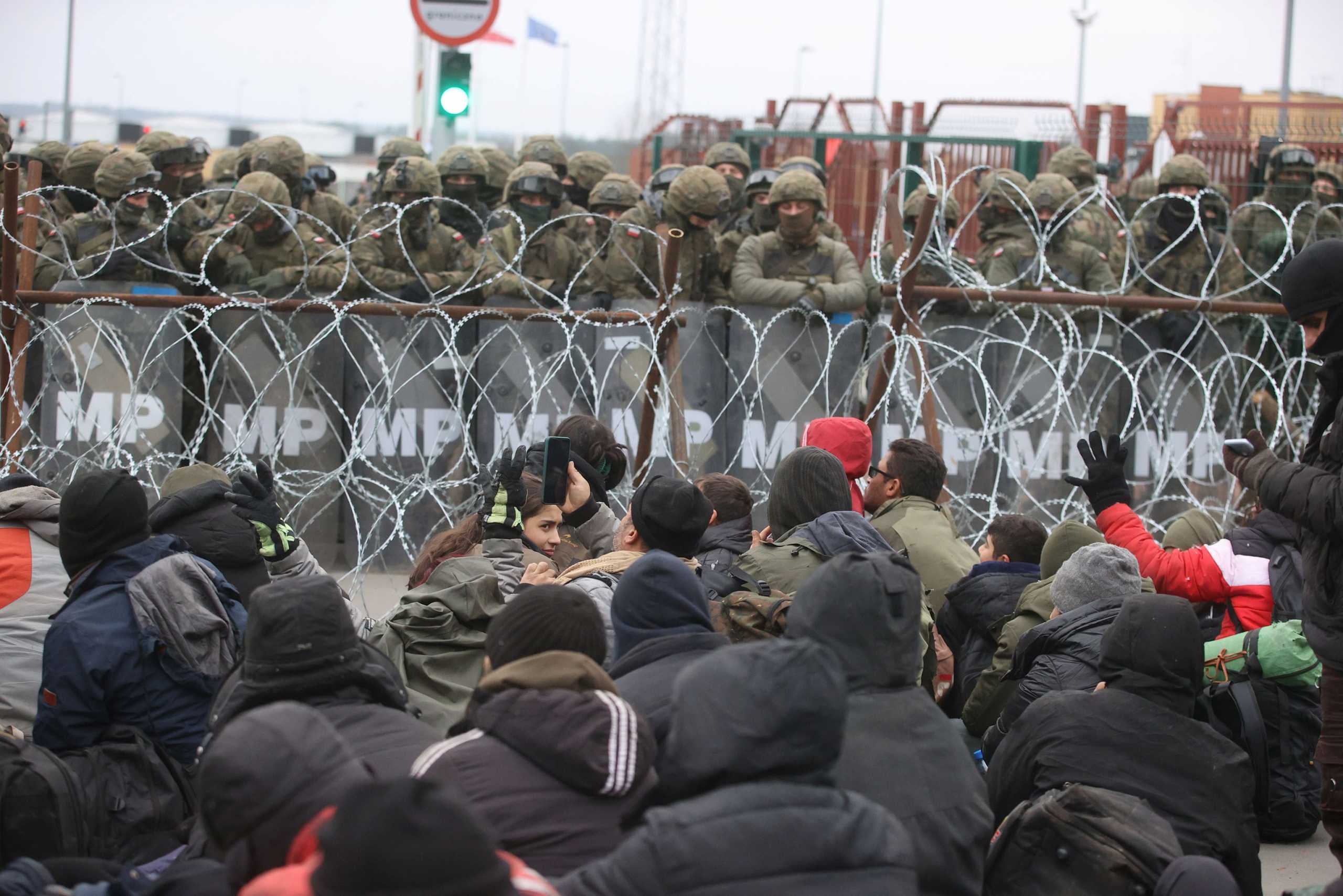 Αντιπρόεδρος Κομισιόν: Όσοι προσπάθησαν να εκμεταλλευτούν μετανάστες για να επιτεθούν στην Ευρώπη απέτυχαν