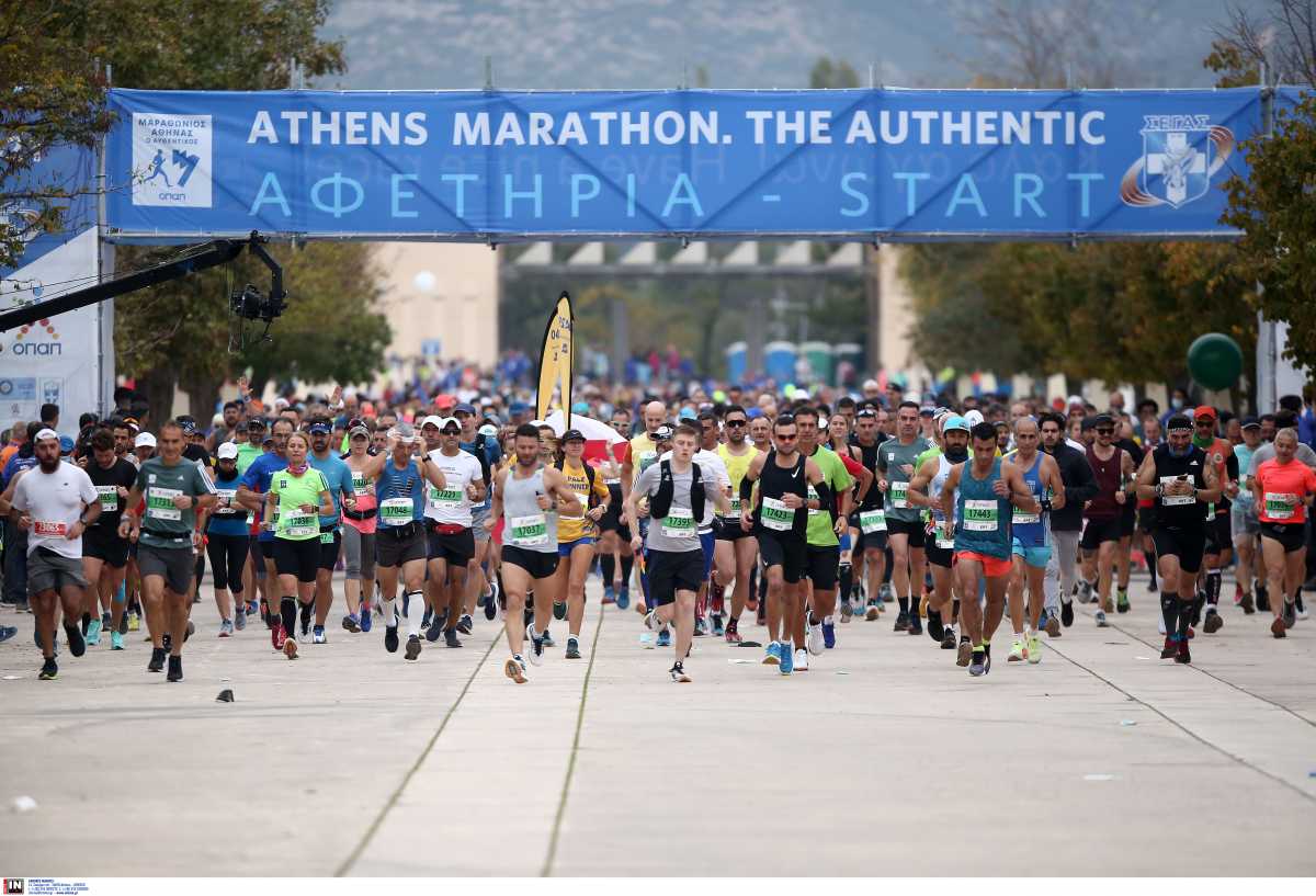 Μαραθώνιος Αθήνας 2021: Σχεδόν 10.000 δρομείς έδωσαν το «παρών» – Οι νικητές σε άνδρες και γυναίκες