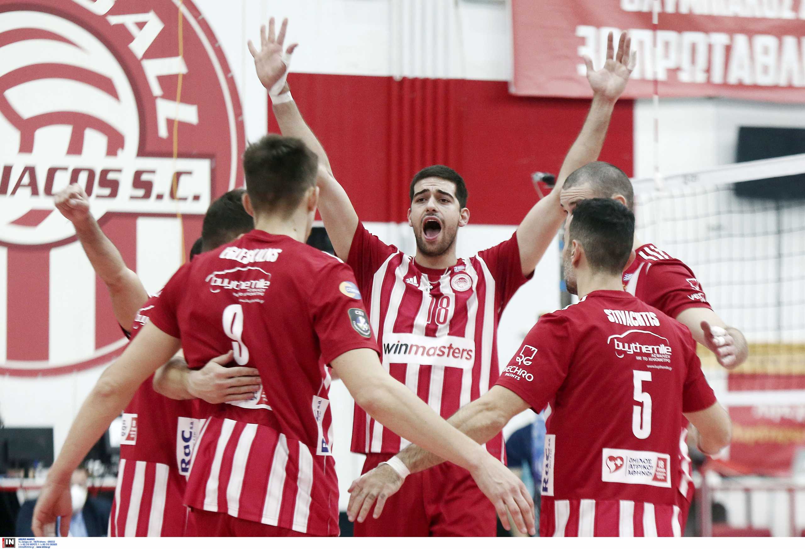 Ολυμπιακός – ΠΑΟΚ 3-2: Μεγάλη ερυθρόλευκη ανατροπή, συνεχίζει αήττητος στο πρωτάθλημα