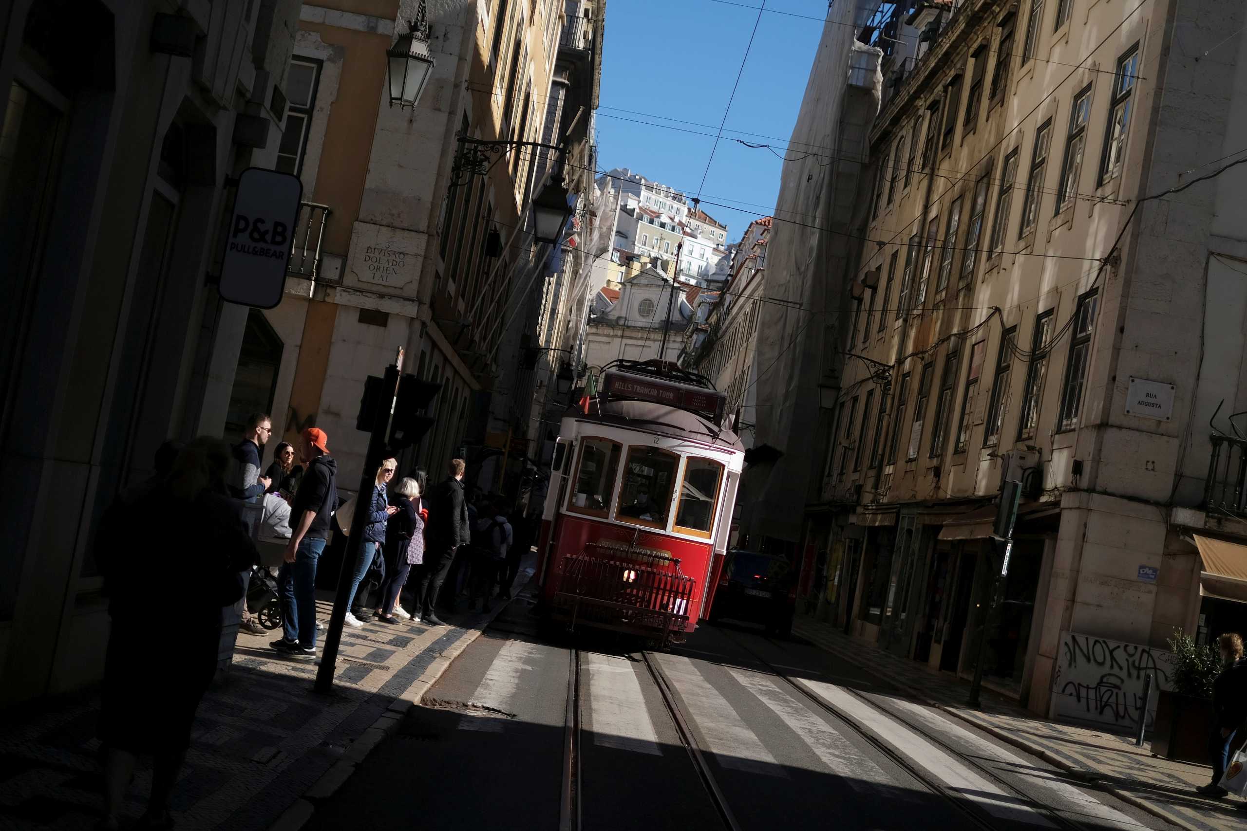 Κορονοϊός – Πορτογαλία: Υπέρ των νέων μέτρων οι περισσότεροι πολίτες