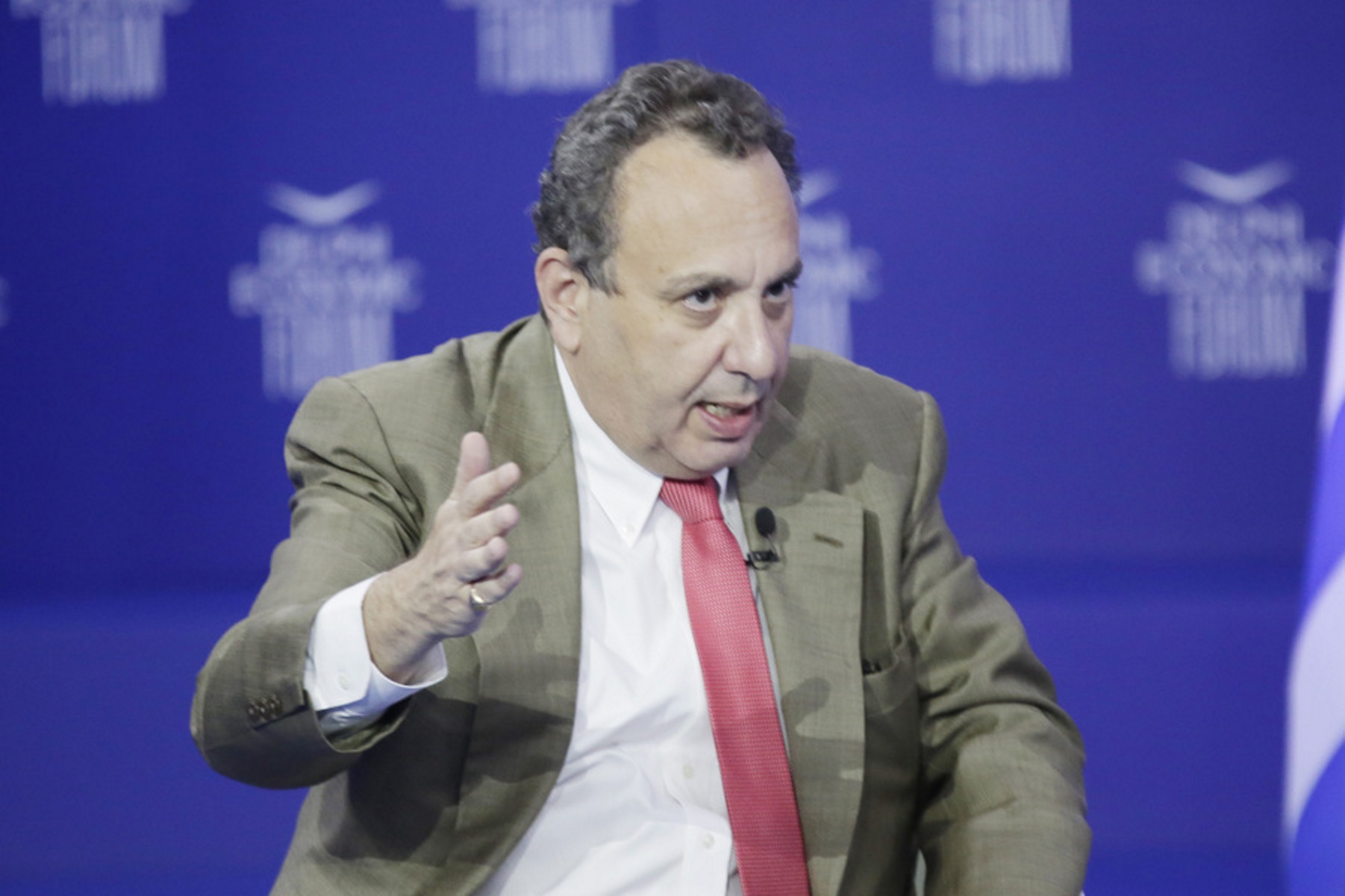 O συγγραφέας Χρήστος Χωμενίδης συμμετέχει σε πάνελ κατά την  2η ημέρα των εργασιών του 6oυ Οικονομικού Φόρουμ των Δελφών, στο Ζαππείο Μέγαρο, Αθήνα, Τρίτη 11 Μαϊου 2021. Στο φετινό 6ο Φόρουμ συμμετέχουν 800 υψηλοί καλεσμένοι ομιλητές από 42 χώρες. Το φετινό πρόγραμμα έχει μεγάλη διάρκεια επειδή περιλαμβάνει αρκετές και σημαντικές ενότητες αφιερωμένες στην Ελληνική Επανάσταση του 1821. ΑΠΕ-ΜΠΕ