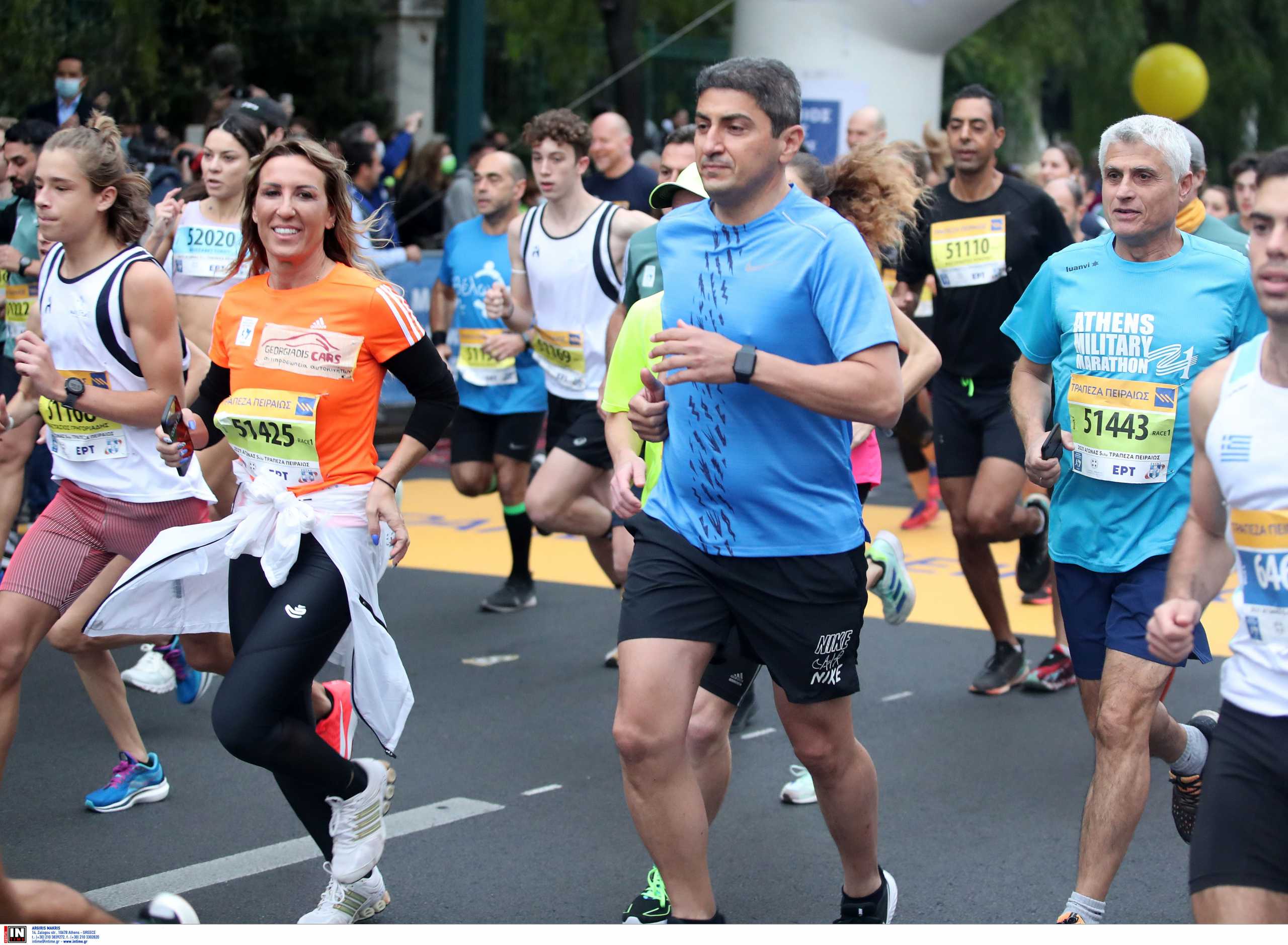 Μαραθώνιος Αθήνας 2021: Ο Λευτέρης Αυγενάκης, ο Γιώργος Μαυρωτάς και η Πηγή Δεβετζή έτρεξαν μαζί στα 5 χιλιόμετρα – Την εκκίνηση έδωσε ο Κώστας Μπακογιάννης