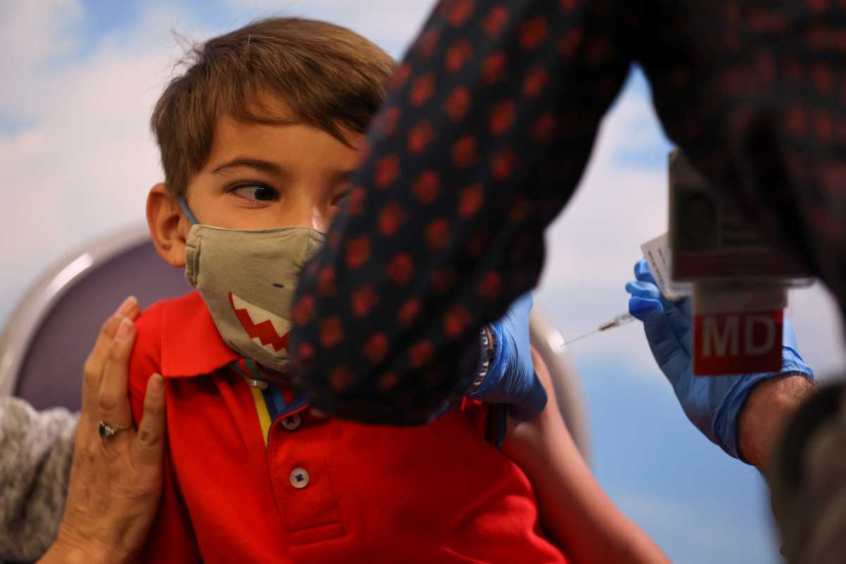 Κορονοϊός - Γιώργος Χρούσος: Κλεισμένα τα ραντεβού εμβολιασμών παιδιών 5-11 μέχρι και τον Φεβρουάριο